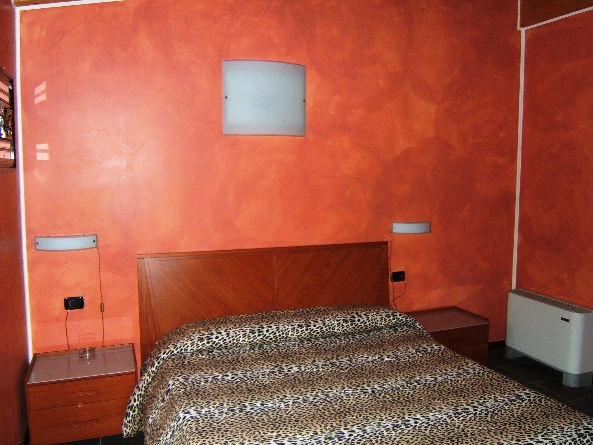 Hotel Empire Resort อีเซโอ ภายนอก รูปภาพ